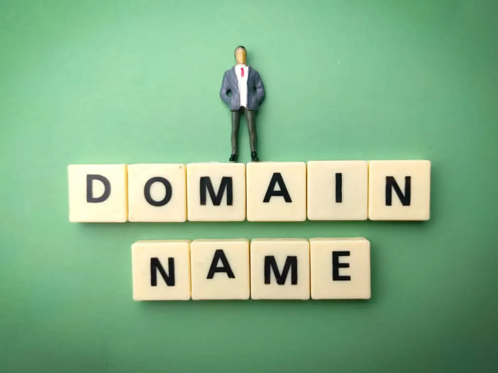 nom domaine